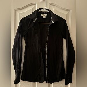 NWOT Ariat XS fitted black button down